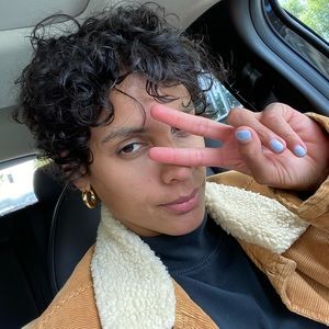 Meet your Posher, Daniele